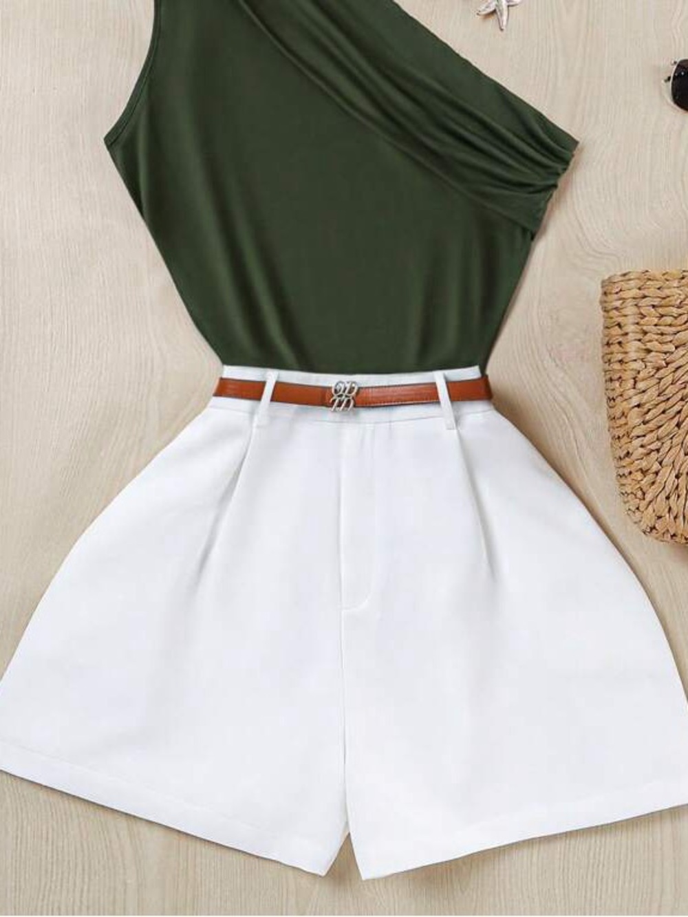 SHEIN Curve white shorts - Size 2XL - BRAND NEW NEVER WORN!!  women’s plus